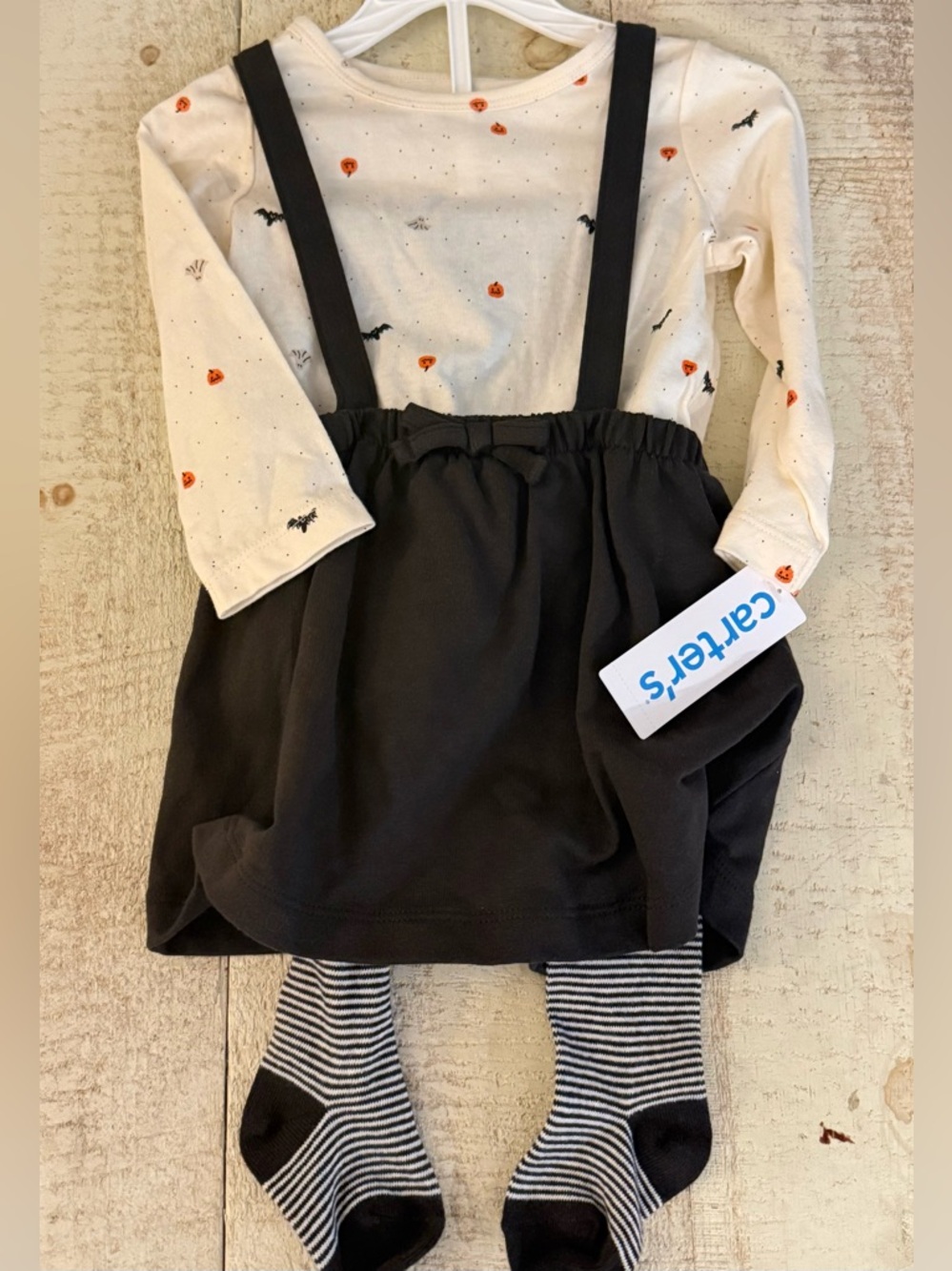 Baby Carter's 3-Piece Halloween Tee & Jumper Set NWT - Picture 2 of 7